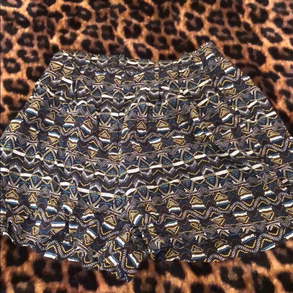 Patterned shorts
